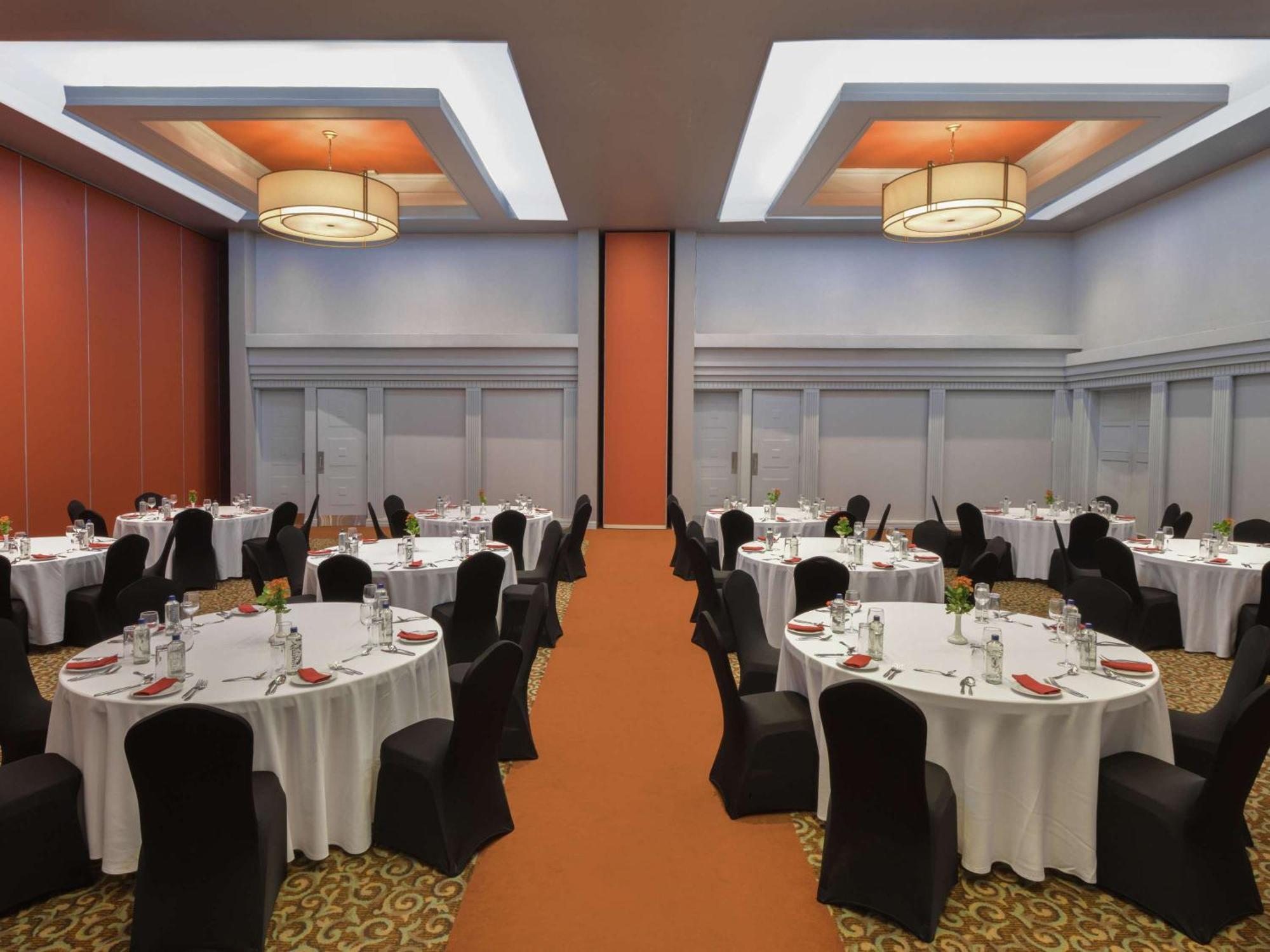 Pullman Nairobi Upper Hill Hotel ภายนอก รูปภาพ