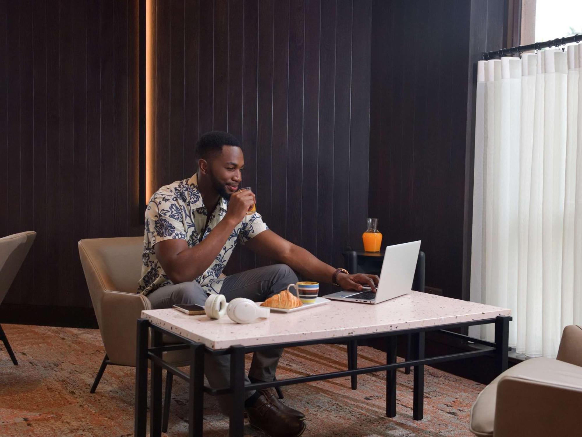 Pullman Nairobi Upper Hill Hotel ภายนอก รูปภาพ