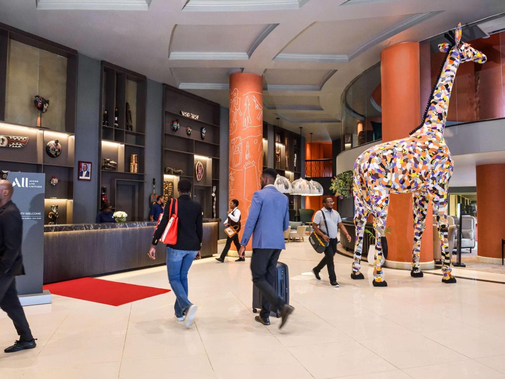 Pullman Nairobi Upper Hill Hotel ภายนอก รูปภาพ